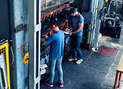 The shut height is changed by increasing or decreasing the length between the pitman arm and the slide.